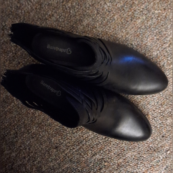 Baretraps Black Strappy Shooties Ankle Boots Stacked Heel Goth Edgy 8 1/2W - Picture 2 of 5